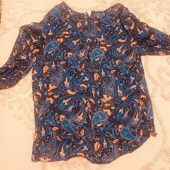 Plus Size Paisley Print Blouse - Picture 2 of 7